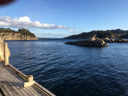 Bergen/sotra:waterfront Cabin(S).boat.fish.jacuzzi