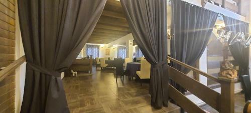 Bed & Breakfast Notabil Club Restaurant