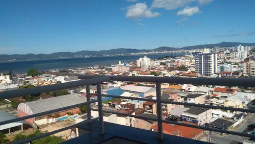 Apartamento Ap Pr�tico Em S�o Jos�