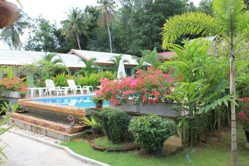 Hostal Phuket Muay Thai House
