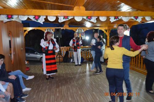 Hostal Pensiunea Crinul Alb
