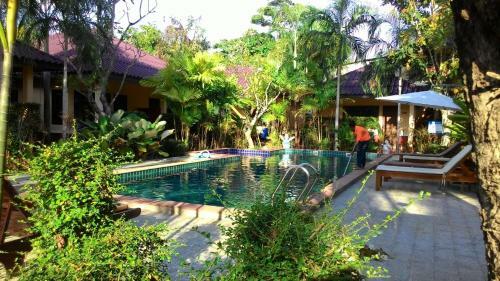Happy Cottage