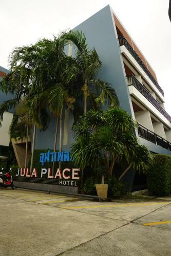 Jula Place Hotel