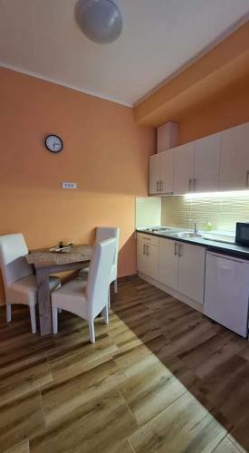 Ales Apartman