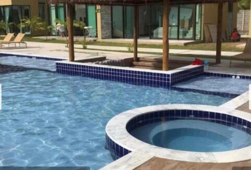 Casa Em Condom�nio Com Conforto Exclusivo!