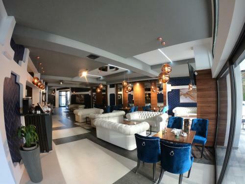 Hotel Preno?i?te Srebrno Jezero