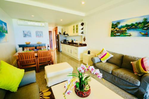 Apartamentos The Bay