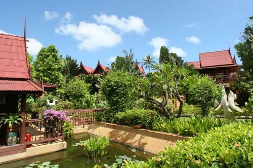Ban Keaw Villas