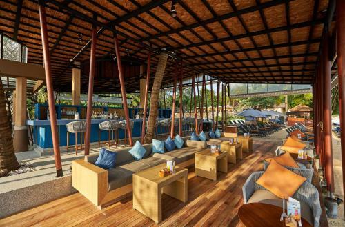 Hotel Bandara Resort & Spa