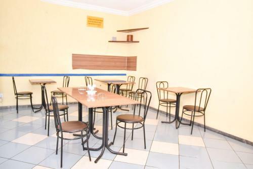 Hostal Duna�s Guest House