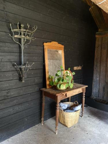 Smedjan Cottage