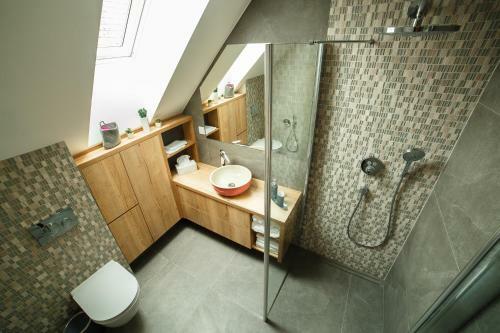 Horv�t Family Residence
