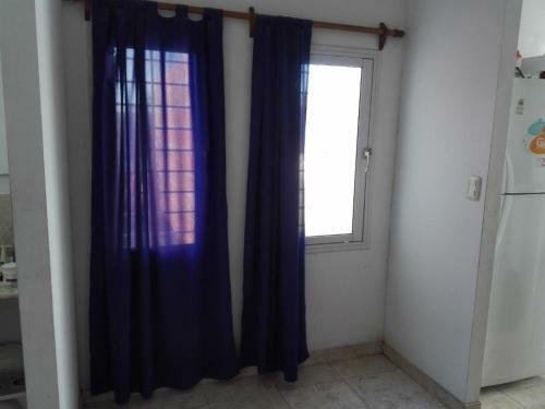 Casa Con Cochera Zona Residencial