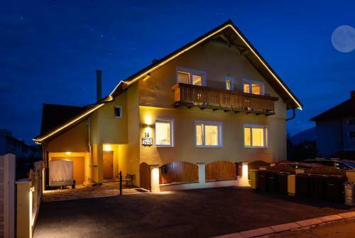 Hostal Penzi�n Jana
