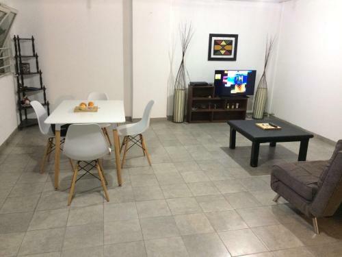 Apartamento Departamento Amplio