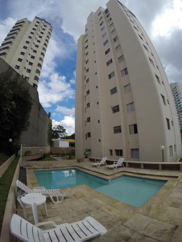 Apartamento Giovanni Gronchi - 2 Quartos - Piscina - Garagem