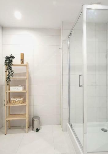 Lawis Apartments