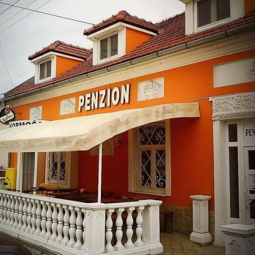 Hostal Penzi�n Kormo?
