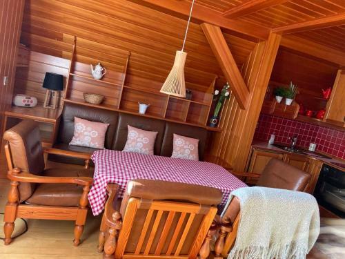 Sunny Chalet Anica