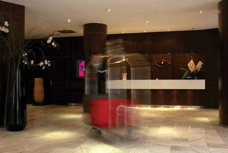 Hotel Radisson Red Madrid