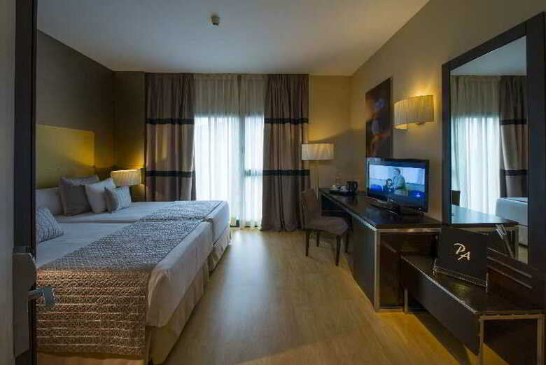 Hotel Radisson Red Madrid