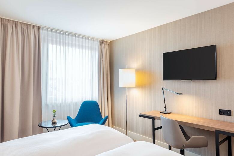 Hotel NH K�ln Altstadt