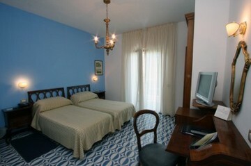 Hotel Alpha
