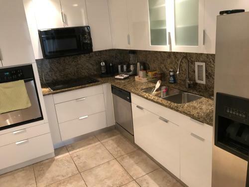 Apartamento Sian Oceanfront Condos