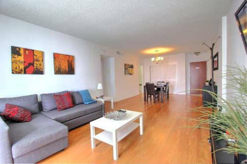 Apartamentos Hollywood Condo's