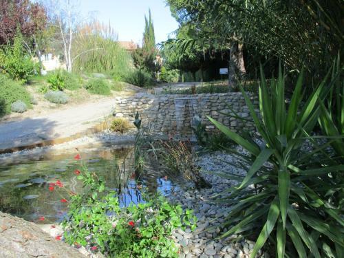 Hostal Mas Des Sources