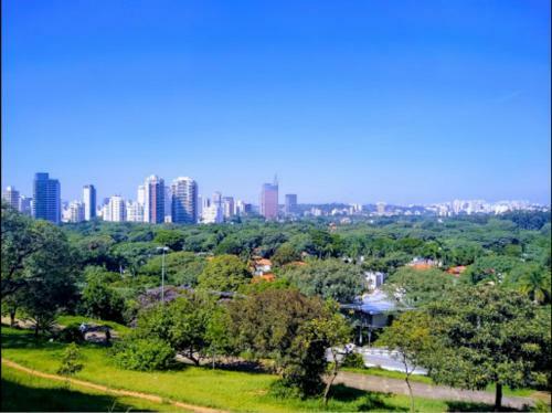 Apartamento Lindo, Com Quintal, Na Pra�a P�r Do Sol