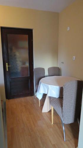 Apartman Ribo?ki? 15