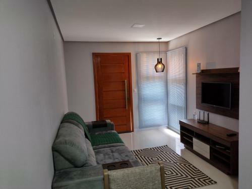 Grey House, Pr�ximo A Gramado E Ao Templo Budista