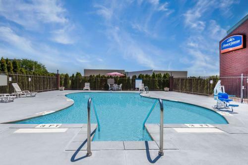 Hotel Howard Johnson Evansville