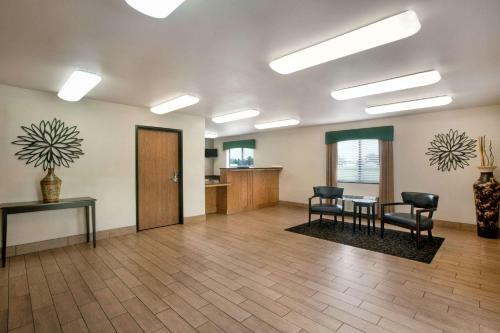 Motel Oak Tree Inn Livonia West