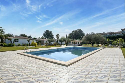 Paraiso En Cambrils Colibri Resort