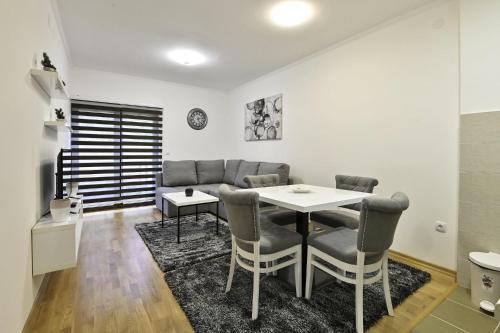 Zova Deluxe Apartment