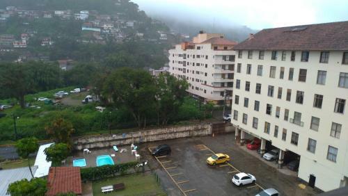 Apartamento Teres�polis Alto