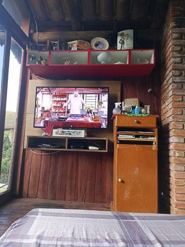 Cabana Agrad�vel Com Lareira Interna.