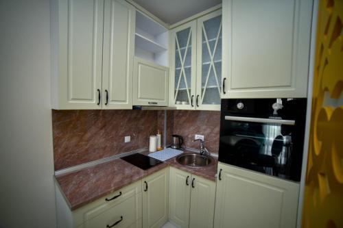 Apartamentos Adonis 2021