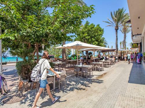 Cosy Apartment In Palma de Mallorca With Private Terrace