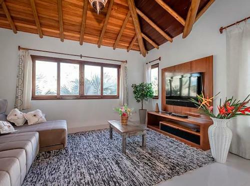 Casa de Alto Padrao Com Lazer Completo Em Trancoso