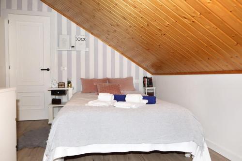 Agradable Casa Con Piscina En Gondomar(Val Mi�or)