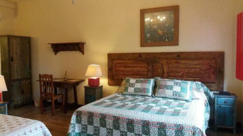 Hostal A Casa Vermelha Hospedaria