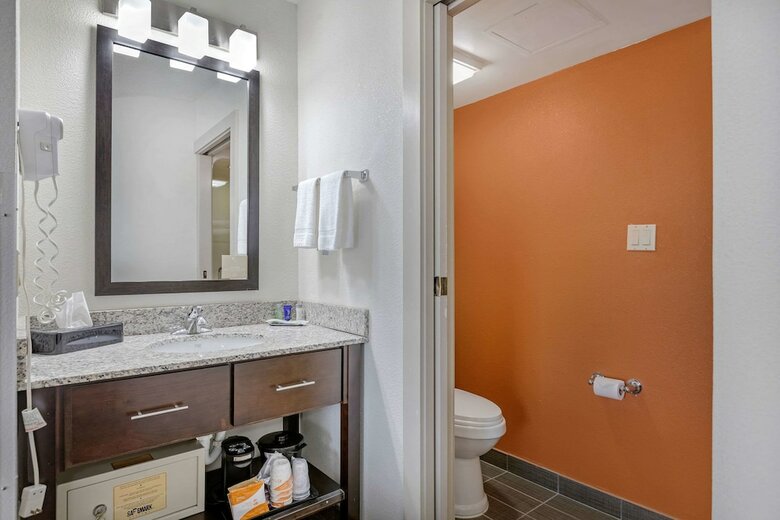 Hotel Sleep Inn Dewitt