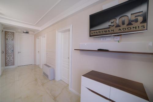 Adonis Apartman 305