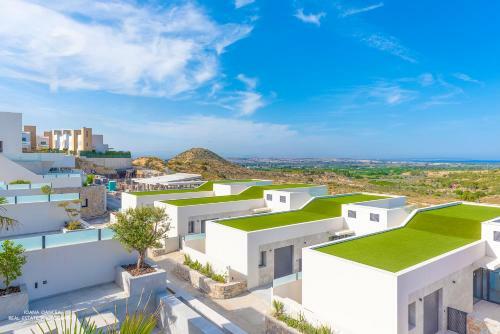 Villa Oceanic - Heated Pool, Free Car And Bikes