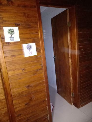 Casa Garagem E Churrasqueira