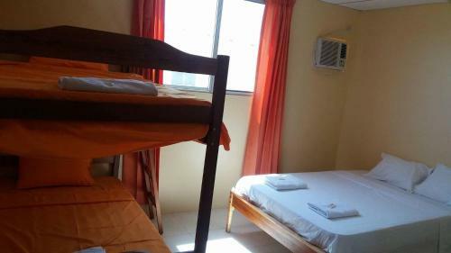 Hostal Montecarlos