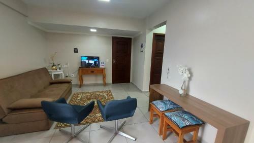 Apartamento Na Avenida Principal Com Garagem
